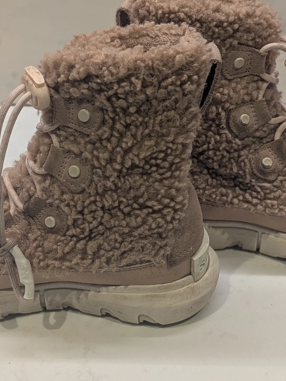 Sorel Girls Cozy Sherpa Boots - Taupe
